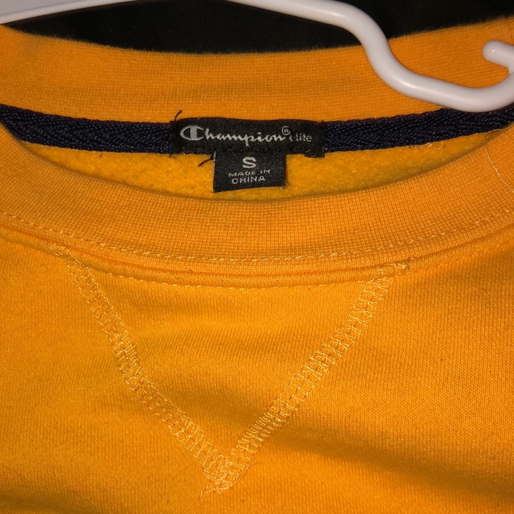 Sweater - Picture 3 of 3